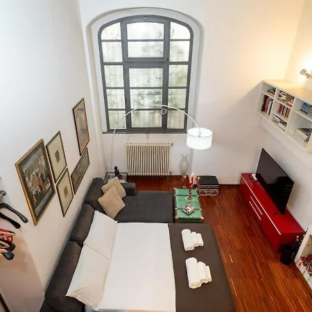 Ampio Loft 5' Dalla Metro *